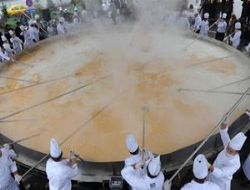 Ankara da 100 bin yumurtalık dev omlet