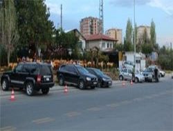 Kaldırım otoparka döndü