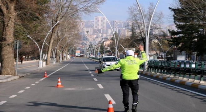 İçişleri Bakanlığı ndan araç sahiplerine plaka uyarısı