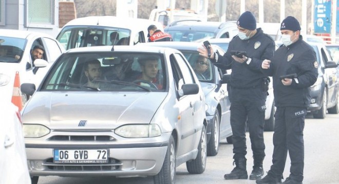 Kent girişlerinde koronavirüs denetimi