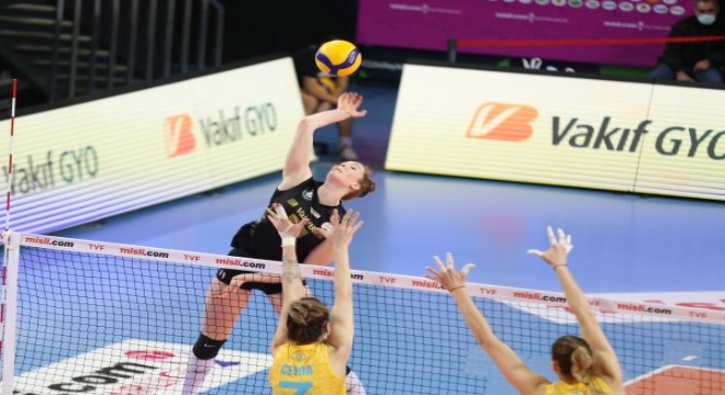 Lider VakıfBank tan 28 inci galibiyet