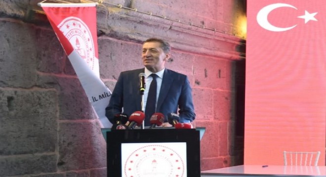 Selçuk tan Dünya Şifre Günü nde uyarı