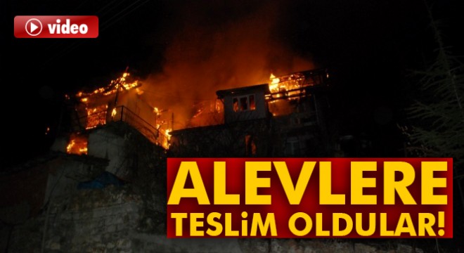 Tokat’ta 3 ev alevlere teslim oldu