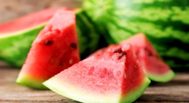 Yaz meyveleri ile sağlığınızı koruyun