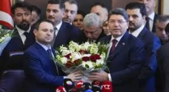 Akın Gürlek Görevi Yılmaz Tunç’tan Devraldı