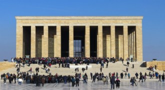 Bakan Tekin Anıtkabir'de