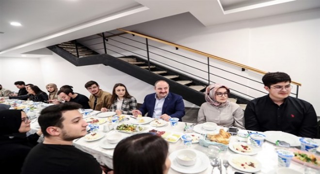 Çamlıca’da sürpriz iftar buluşması